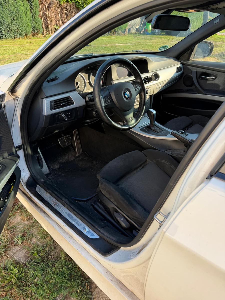 BMW 320 2012 — photo 5
