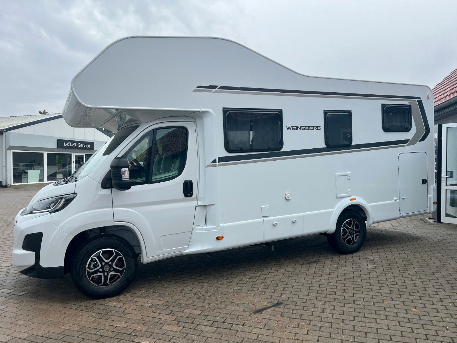 Fahrzeugabbildung Weinsberg CaraHome 650 MEG