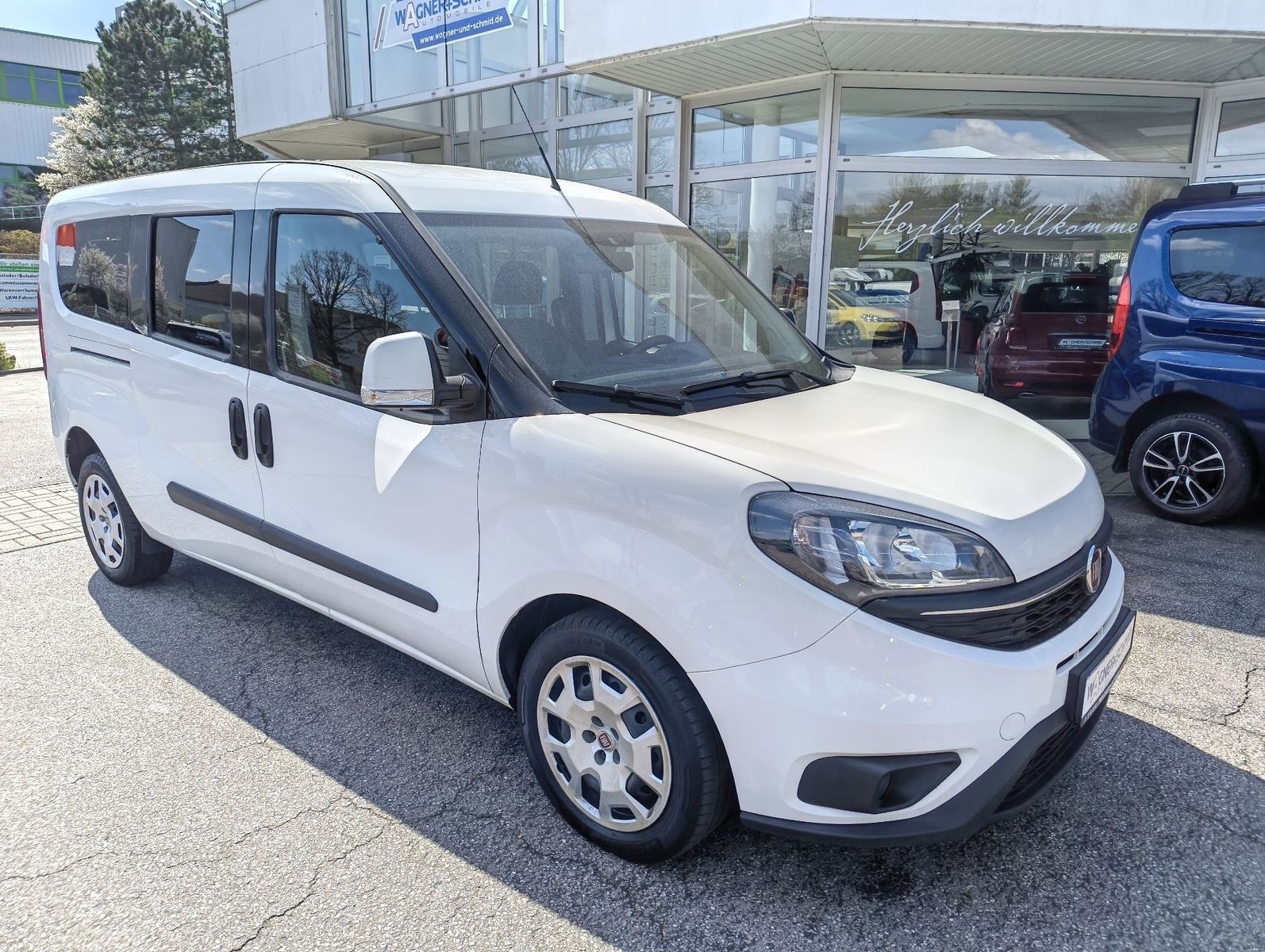 Fahrzeugabbildung Fiat Doblo Kombi Maxi SX 1.6 Mjet