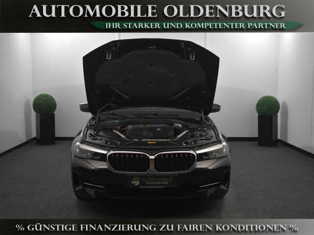BMW 530 e Touring *DriveAssProf*AHK*PANO*360°Leder*