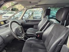 Fahrzeugabbildung Grand Espace IV Edition 25th 2.0 dCi  175 FAP 7