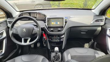 Fahrzeugabbildung Peugeot 2008 Allure