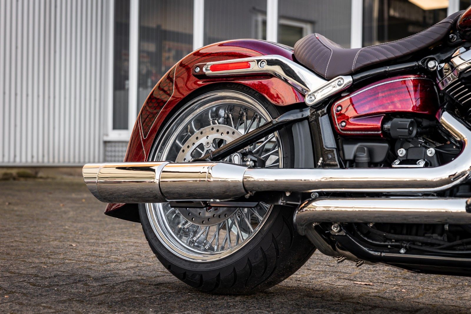 Fahrzeugabbildung Harley-Davidson FAT BOY FLFBS 114 MY24 - Chicano Umbau- Custom