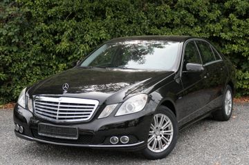 Mercedes E 220 - 11