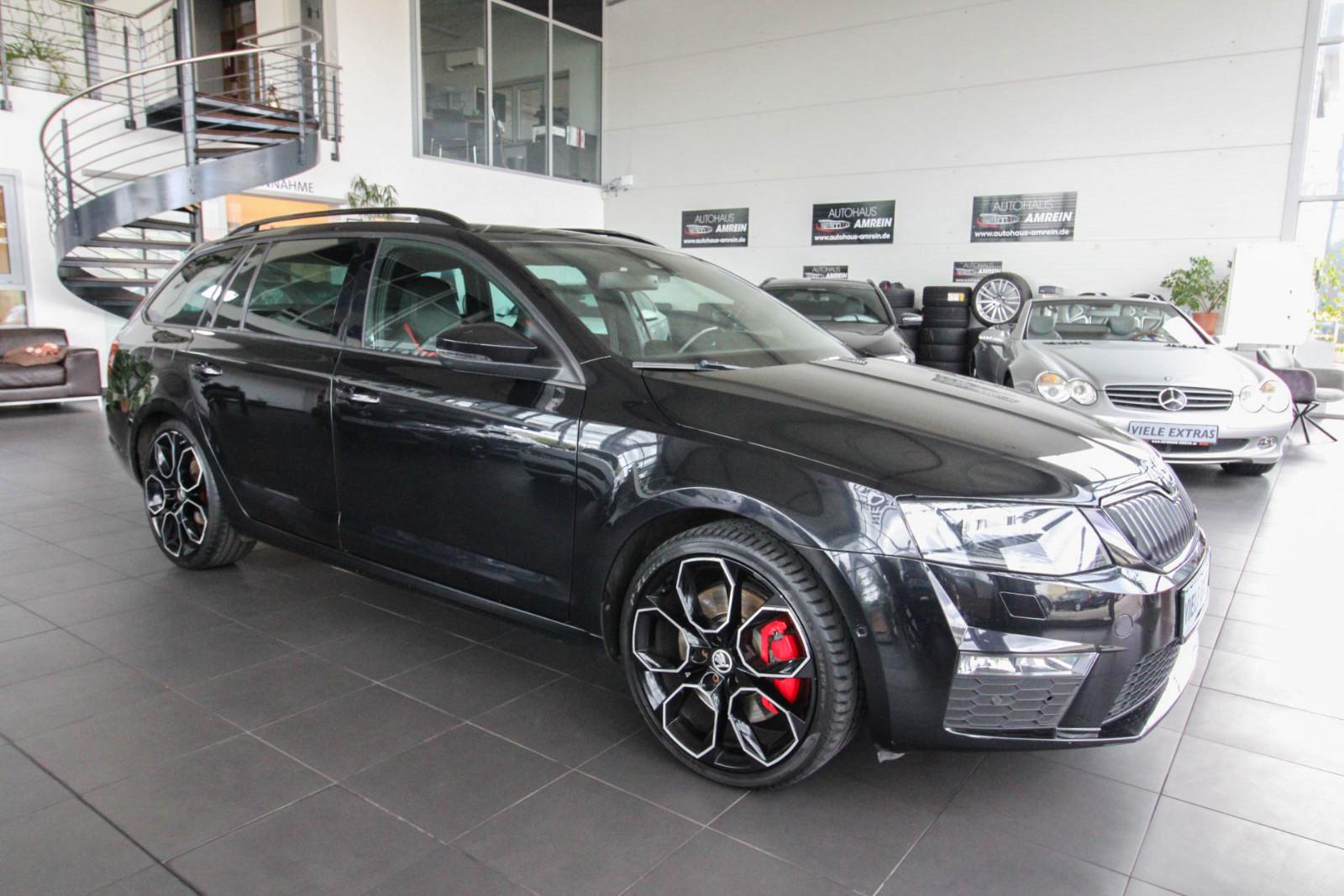 SKODA OCTAVIA COMBI RS 2.0 TSI 230 ch BVA DSG Pack sport Sièges sport chauffants cuir Historique Skoda présent - 1ERE MAIN