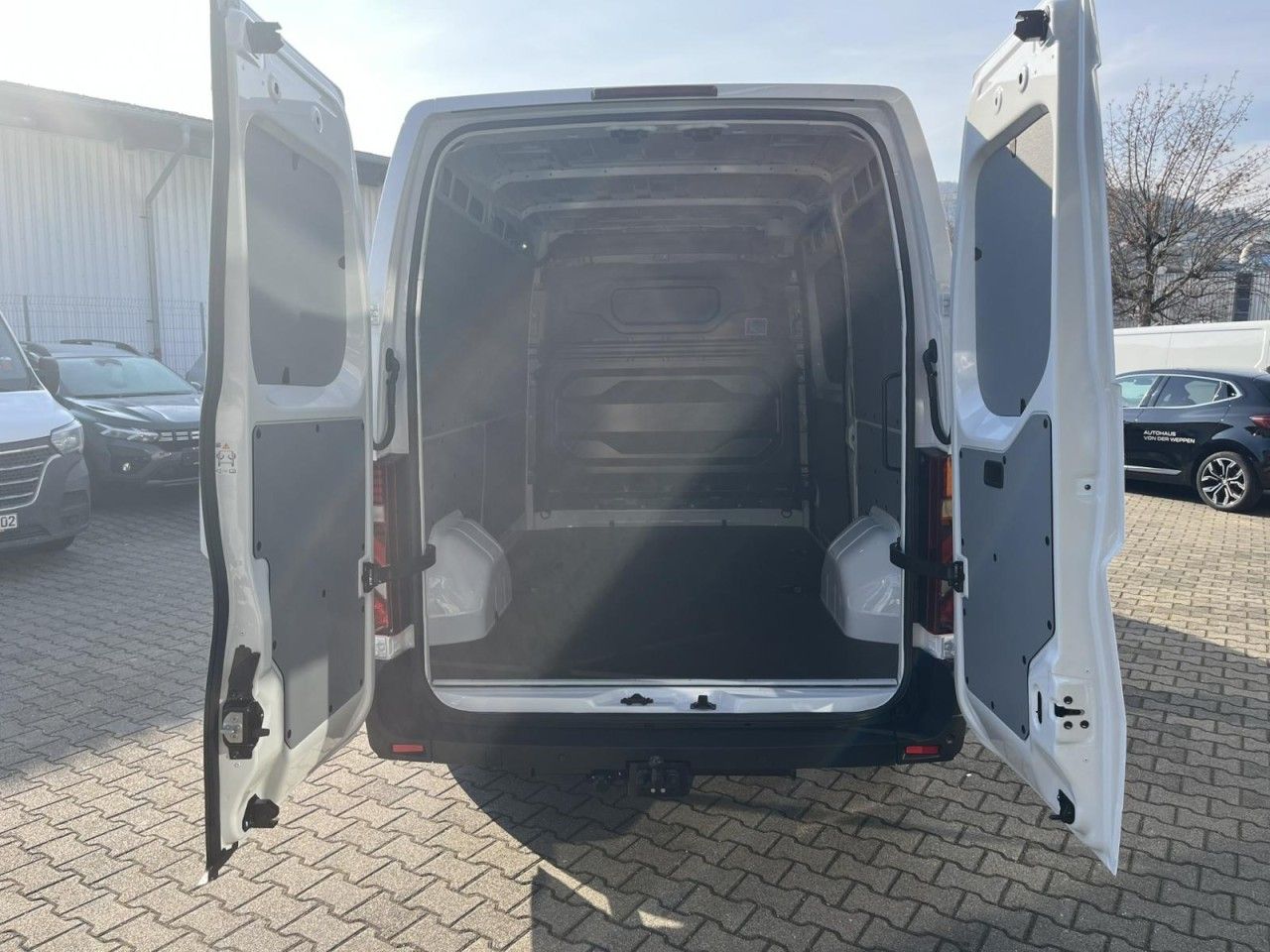 Renault Master - Bild 16
