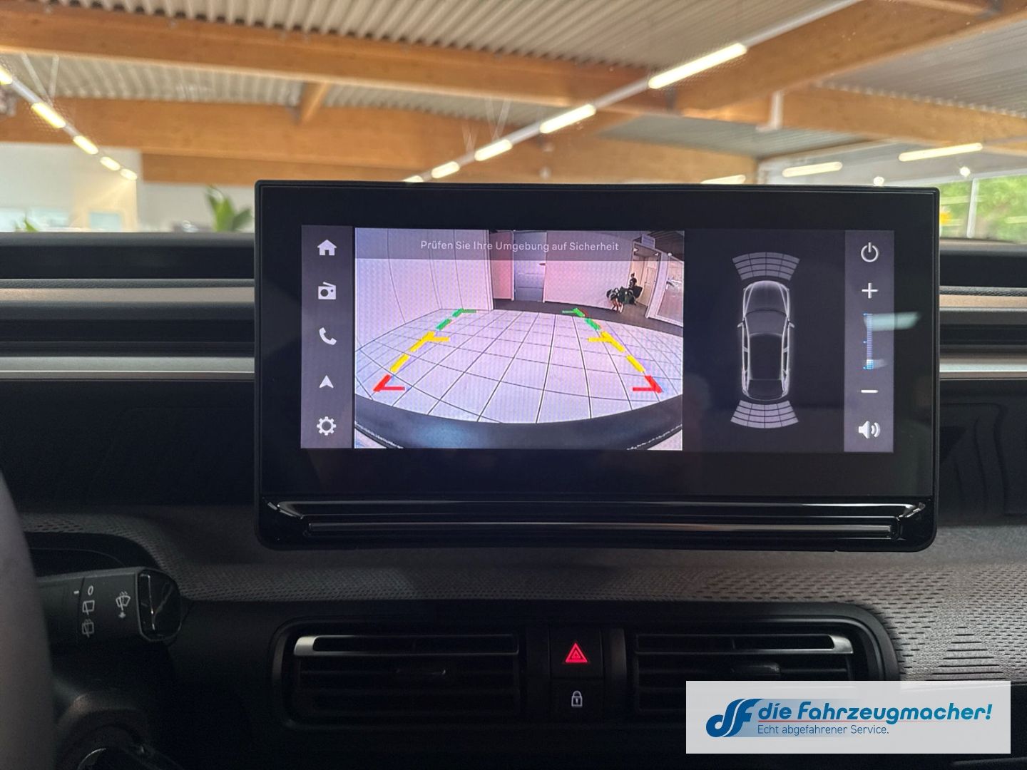 Fahrzeugabbildung Citroën C3 E 113 MAX HUD Navi Soundsystem LED Apple CarP