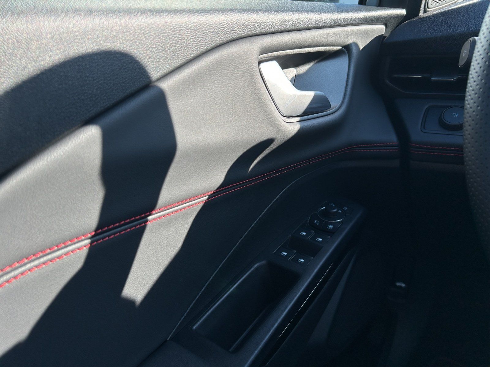 Fahrzeugabbildung Ford Puma ST Line Glas Dach LED Matrix PDC 360 Kamera