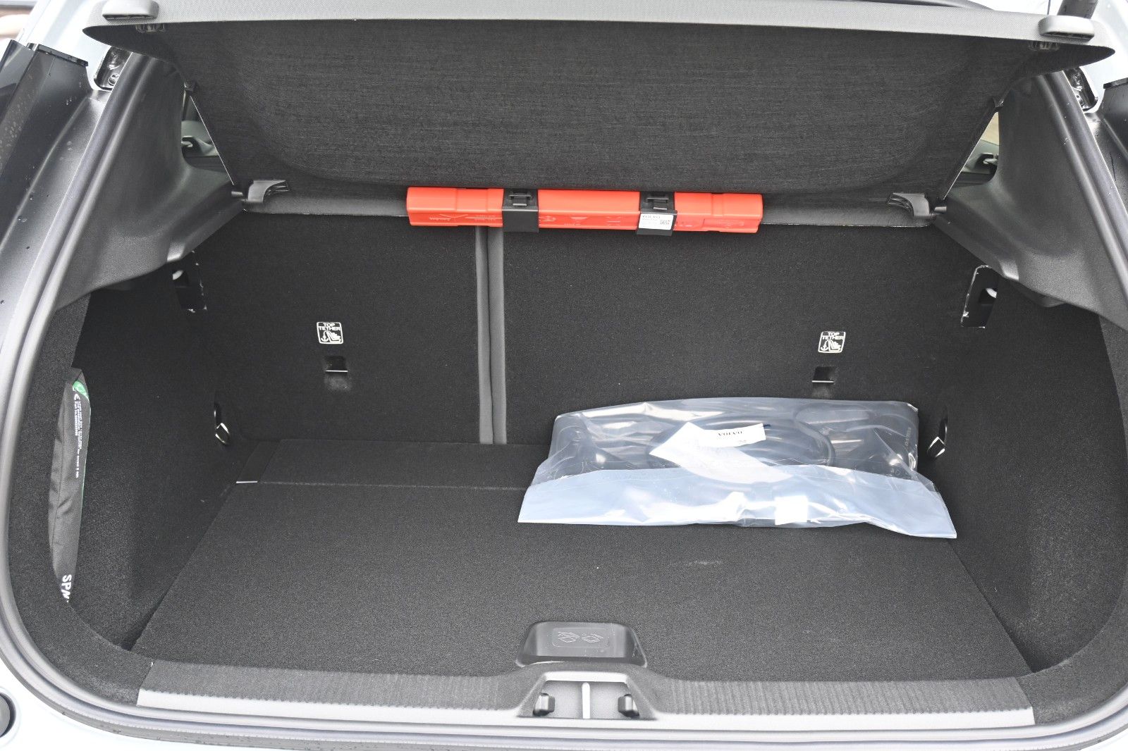 Fahrzeugabbildung Volvo EX30 Cross Country Ultra Twin Motor Performance