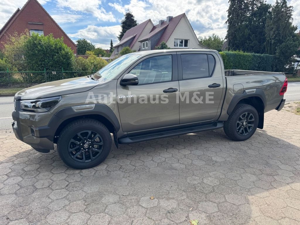 Toyota Hilux 2.8 Invincible Double Cab MY25*JBL*AHK