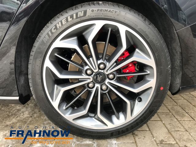 Foto Nummer 24: FORD Focus