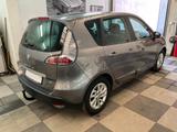 Renault Scenic III Limited 1,5 dCi Aut, FAP,Navi,AHK, - Renault Gebrauchtwagen in Hamburg