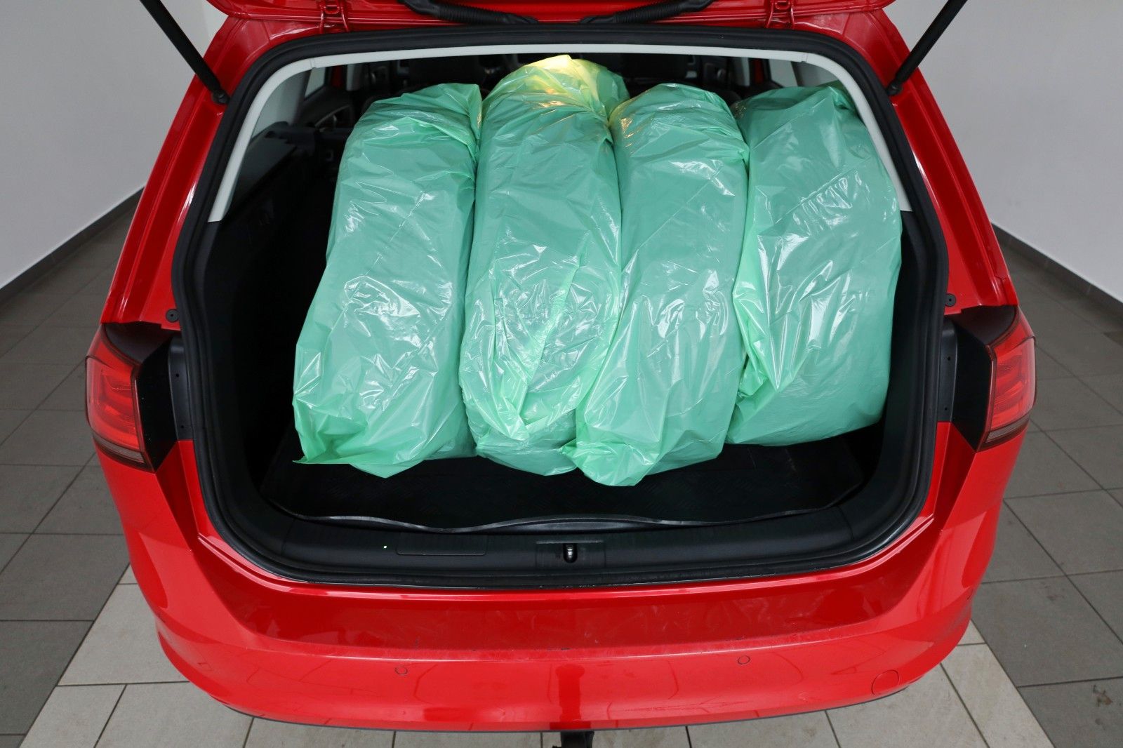 Fahrzeugabbildung Volkswagen Golf VII Variant Comfortline T.Leder,Navi,Xenon