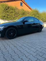 BMW320i Coupe - BMW 320 aus 2008: Coupe, 320i
