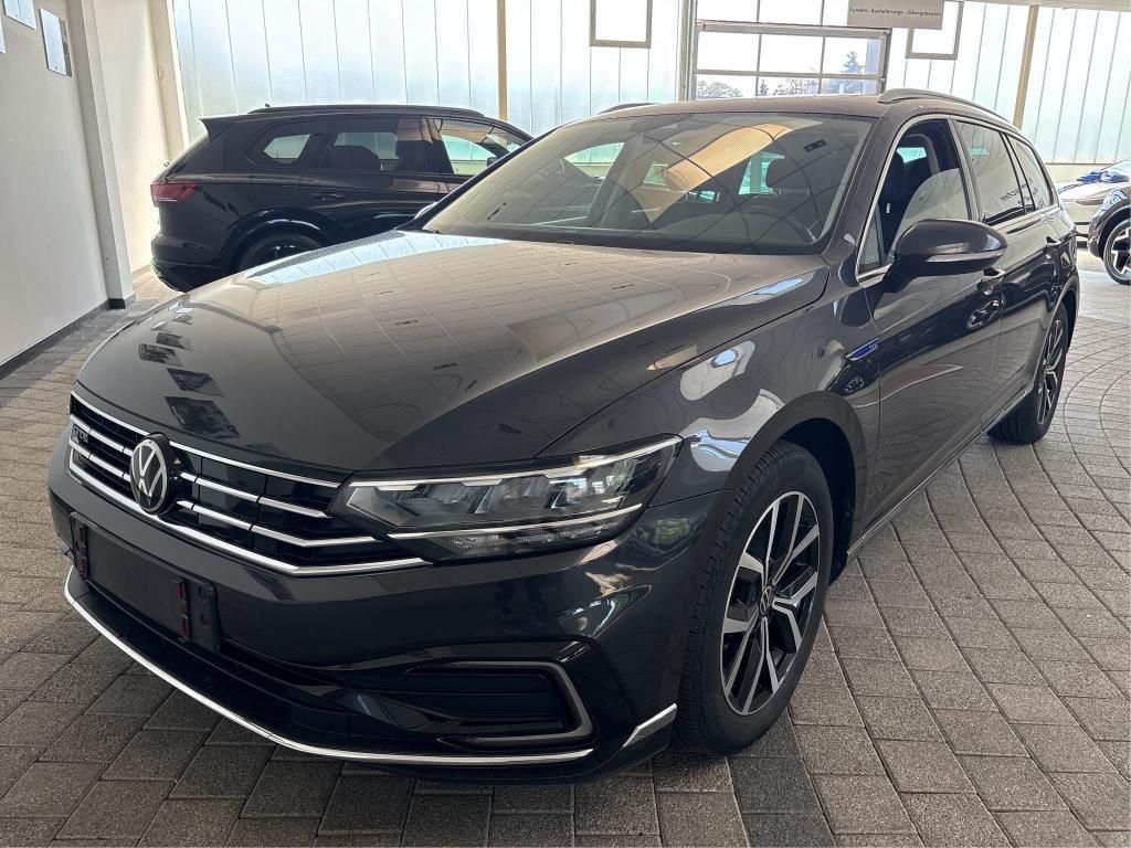 Volkswagen Passat Variant GTE 1.4 TSI/TRAVEL/PANO/CAM/