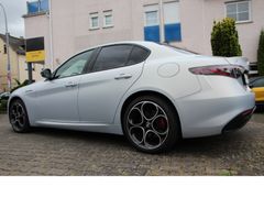 Fahrzeugabbildung Alfa Romeo Giulia Competizione Q4*Panodach!*Harman/Kardon!*