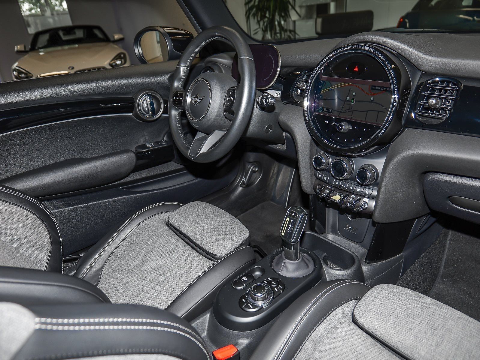 MINI Cooper SE - Bild 14