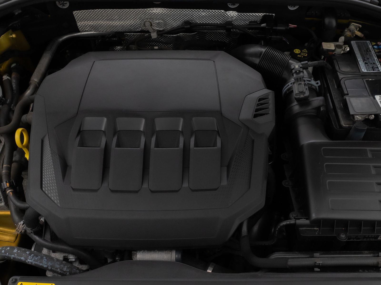 Fahrzeugabbildung Volkswagen Arteon R-Line Kamera Fernlichtassist ACC 8Fach
