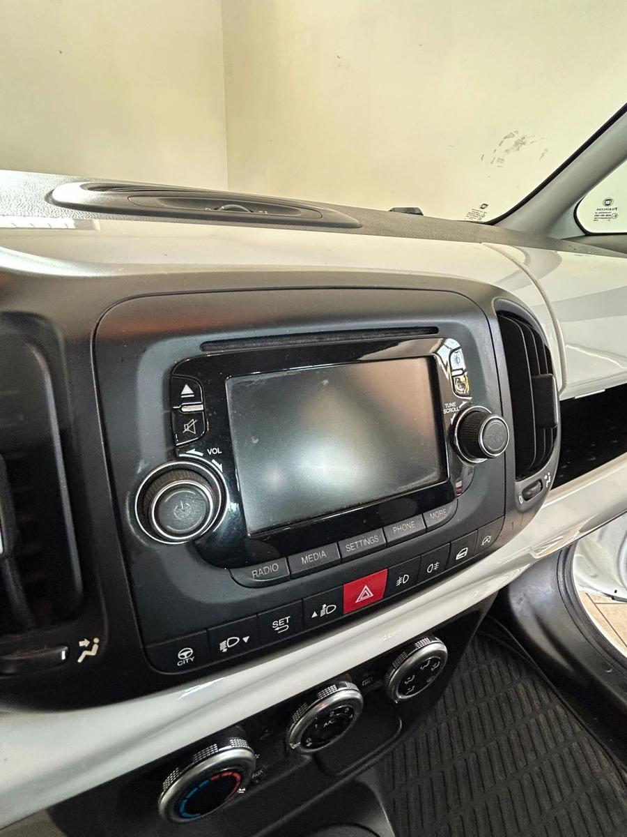 Fiat 500L 2014 — photo 10