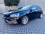 Volvo V60 D2 R-Design NAVI+XENON+SHD+AHK+CAM+ST.-HZ. - Volvo V60: R Design