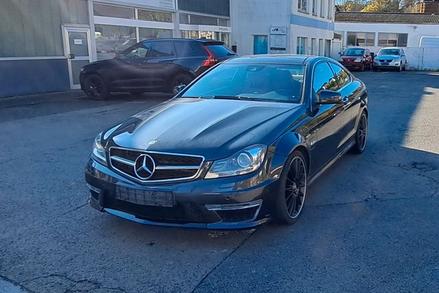 Mercedes-Benz C 63 AMG C -Klasse Coupe C 63 AMG