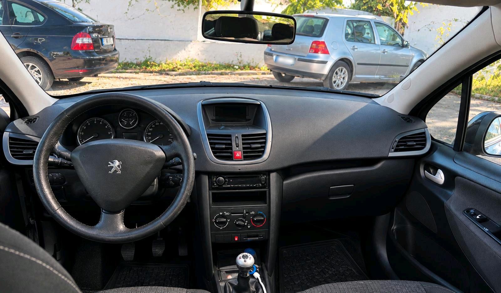 Peugeot 207 2009 — engine 73 HP (54kW)