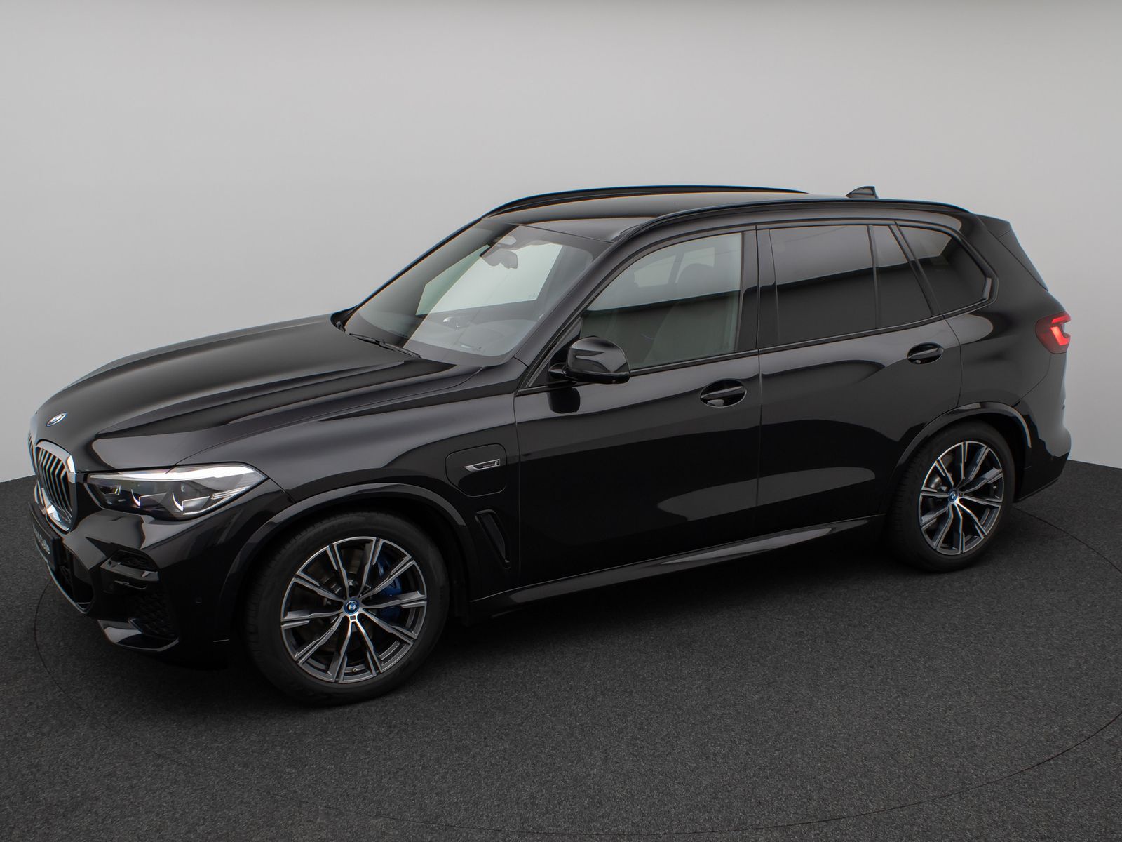 Fahrzeugabbildung BMW X5 xD45e M Sport 360° HUD DAB ACC AHK 20Zoll