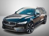 Volvo V60 B5 Cross Country*Ultimate*B&W*Massa*StH* - Volvo V60 Cross Country Ultimate mit Benzin-Antrieb