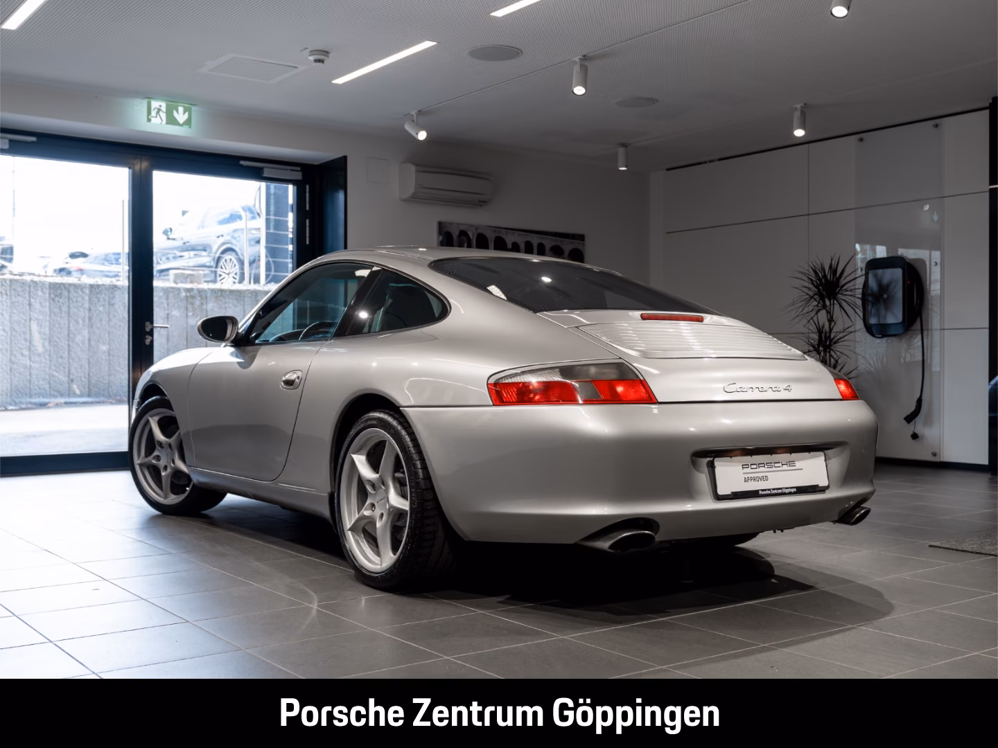 Porsche 996 911 Carrera 4 Coupe Handschalter Unfallfrei