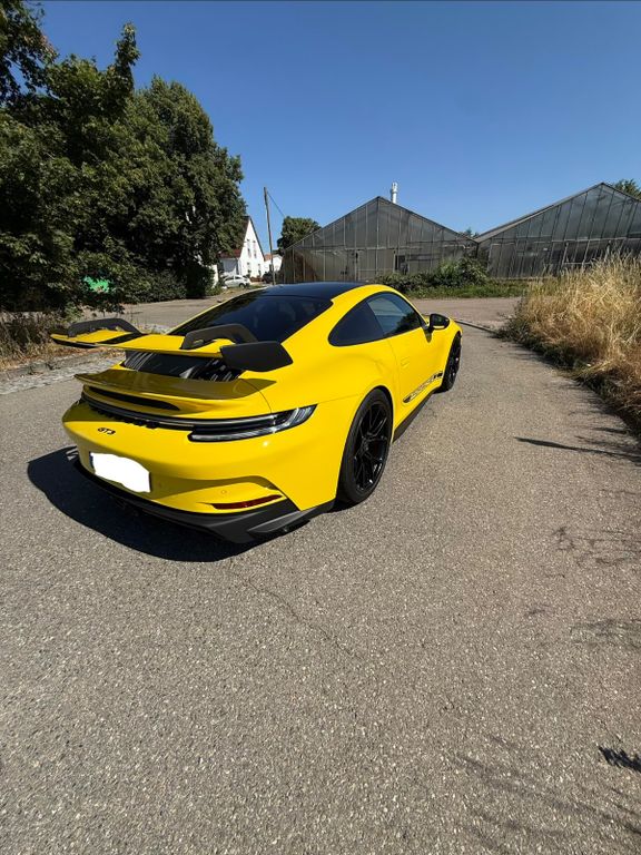 Image of Porsche 992