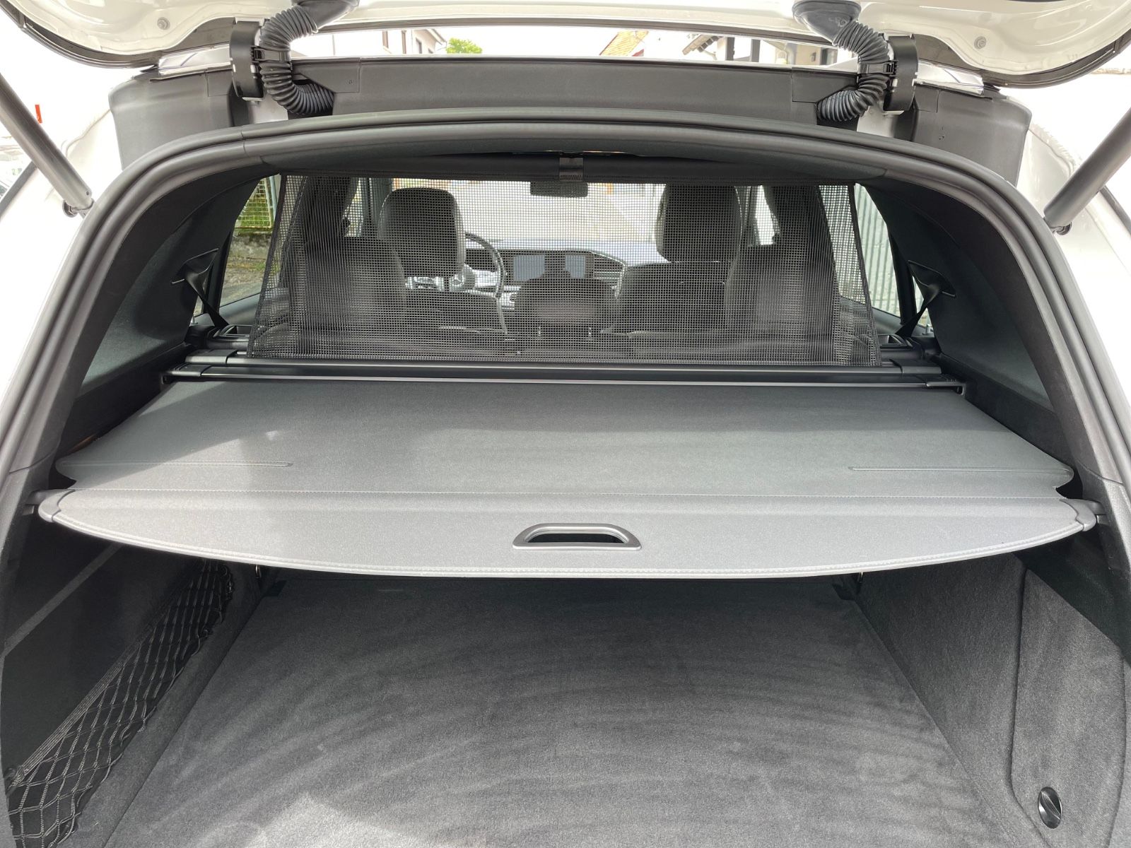 Fahrzeugabbildung Mercedes-Benz GLE 400d 4MATIC |AMG|HUD|Burmester|Pano|360°|AHK