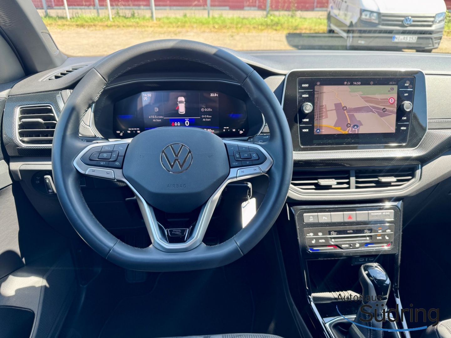 T-Cross 1,5 TSI R-Line DSG AHK Navi IQ.Light