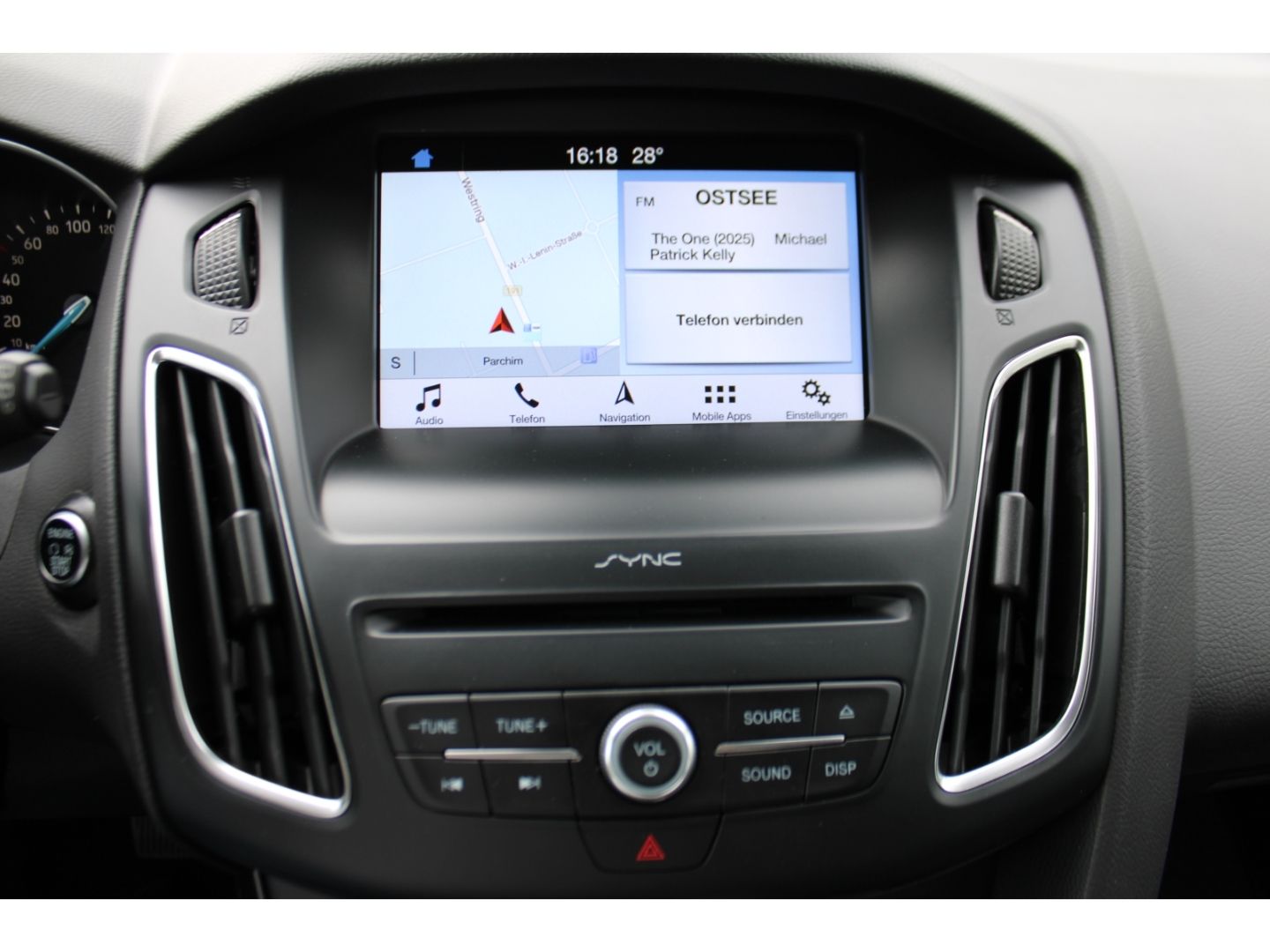 FORD Focus Turnier Titanium 1.5 EcoBoost Xenon RFK GR - Image 18