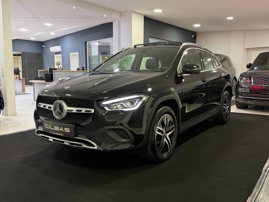 Mercedes-Benz GLA 220