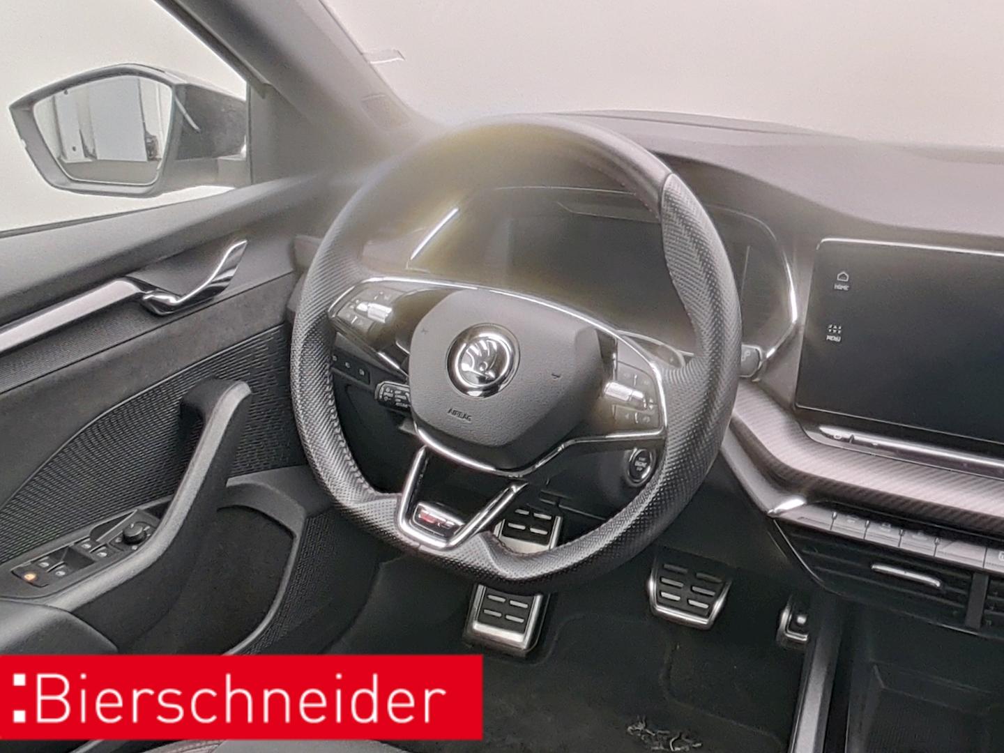 Skoda Octavia Combi 2.0 TDI DSG 4x4 RS MATRIX NAVI AHK