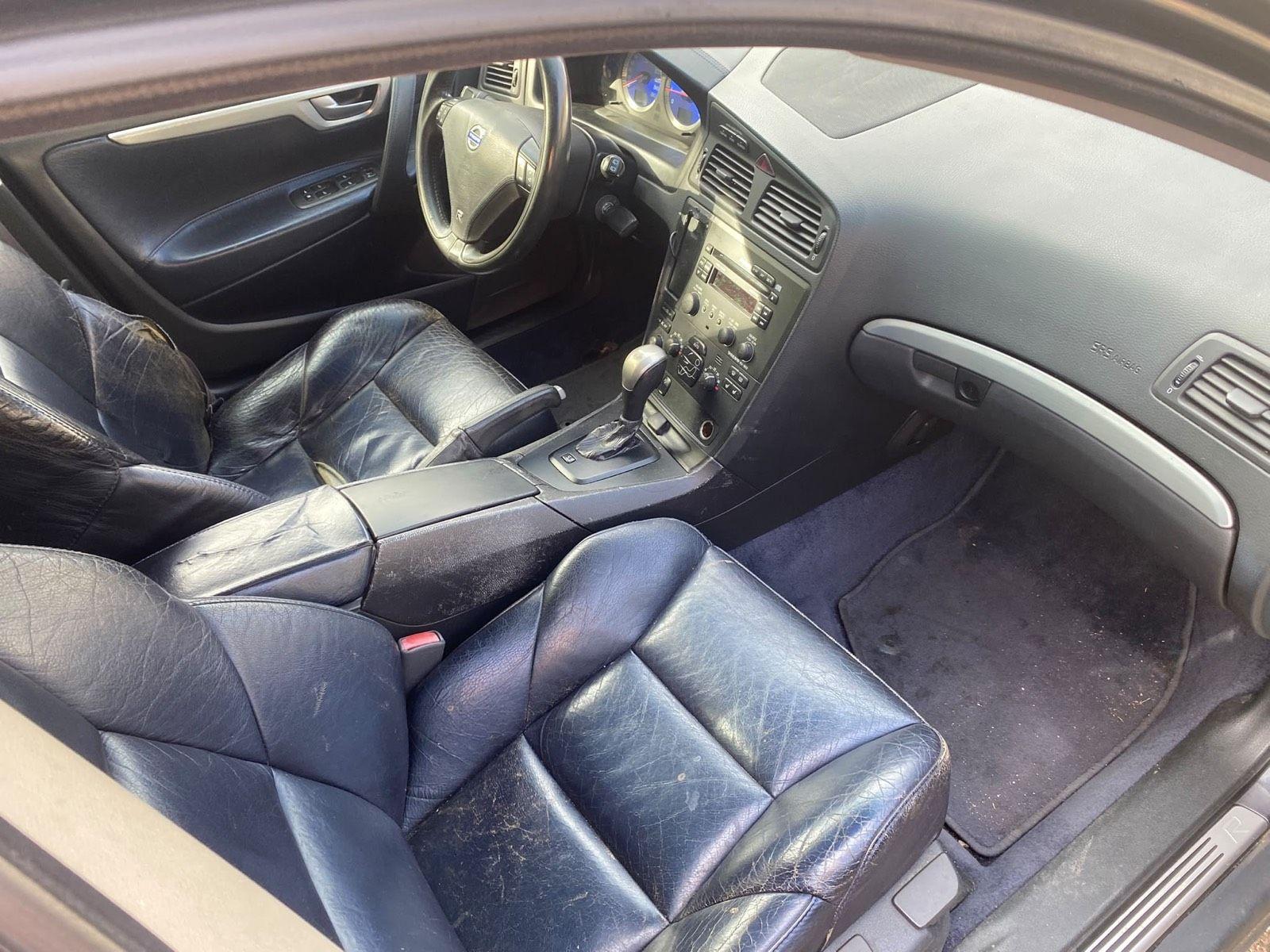 Volvo V70 2004 — photo 5