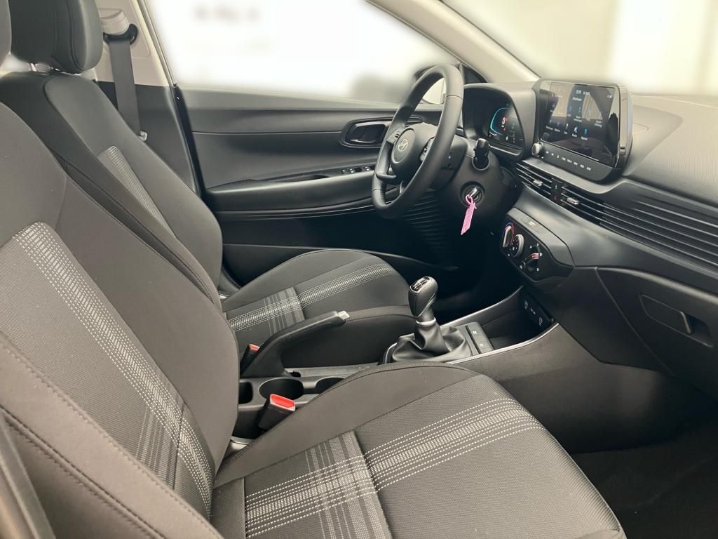 Fahrzeugabbildung Hyundai i20 1.0 T-GDI 6-MT Select KlimaA Navi SpurH KAM