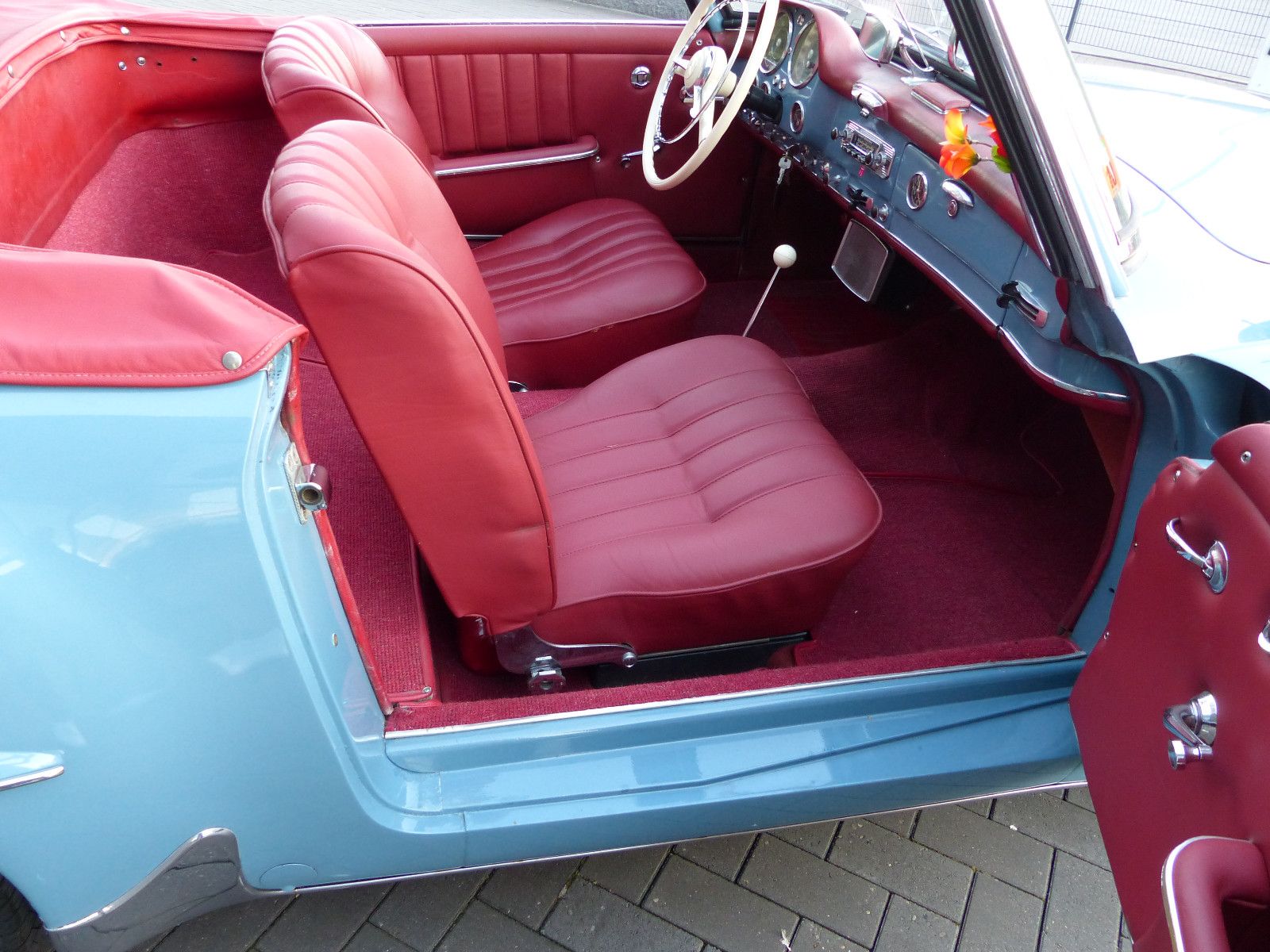 Fahrzeugabbildung Mercedes-Benz 190 SL