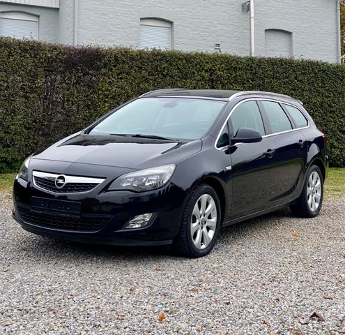 Opel Astra Sports Tourer 1.7/ TÜV 02.26 /Top Zustand