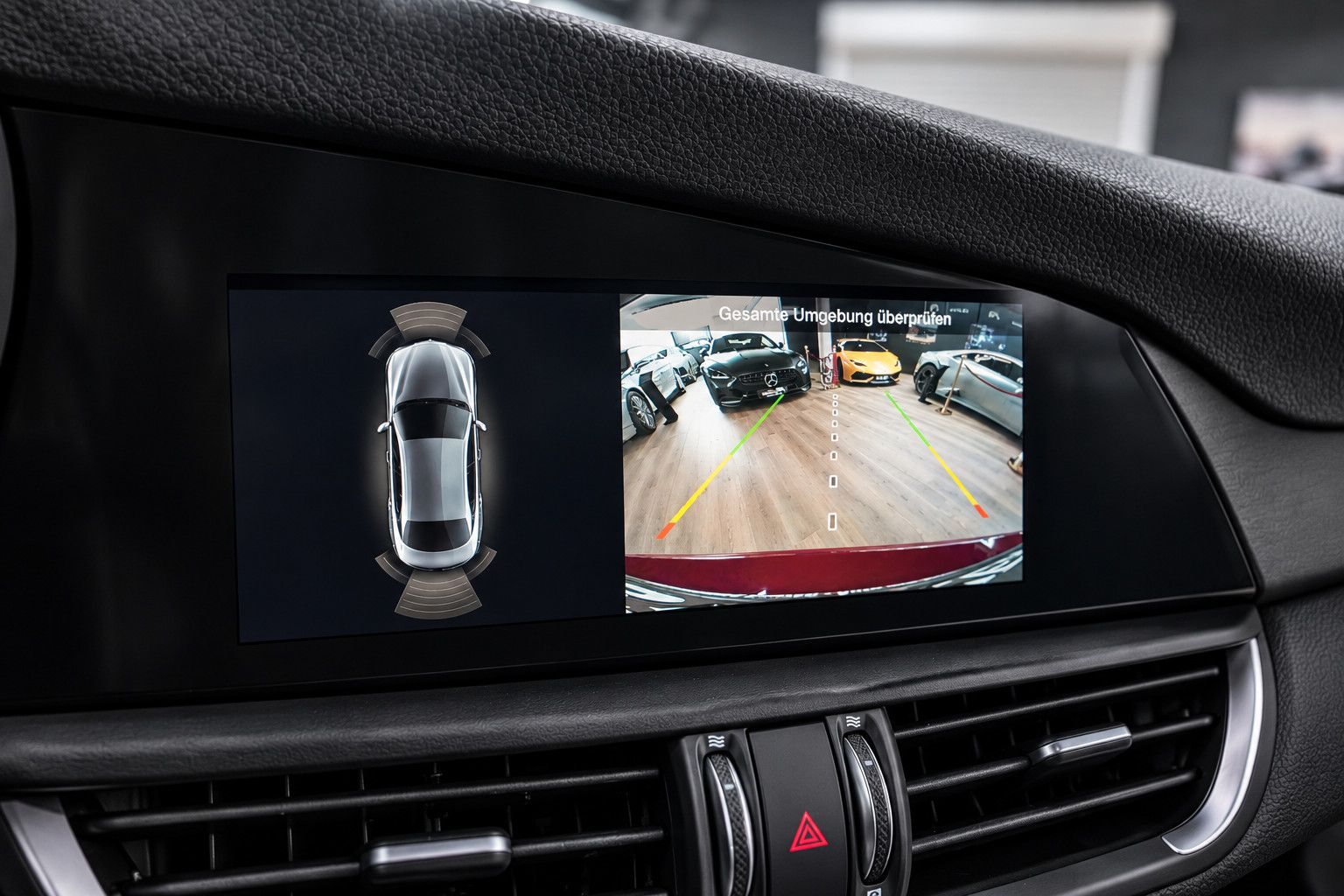 Fahrzeugabbildung Alfa Romeo Giulia Ti Q4/MEMORY/ACC/NAVI/KAMERA/LEDER/