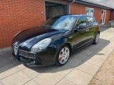 Alfa Romeo Giulietta Quadrifoglio Verde - Alfa Romeo Giulietta: Coupe