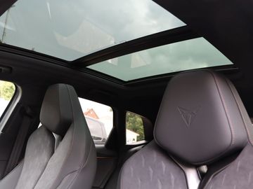 Fahrzeugverkauf 12 Cupra Terramar 2.0 4Drive VZ Pano 20 Zoll AHK 5.J.Gar.