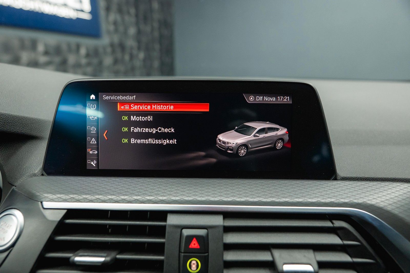 Fahrzeugabbildung BMW X4 xDrive 20d M Sport X Shadow Line *ACC*LED*DAB