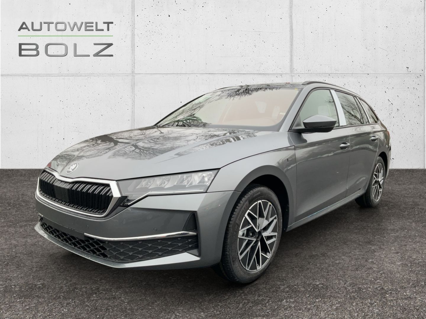 Skoda Octavia Combi Tour 2.0 TDI HUD AHK Navi DigiCock