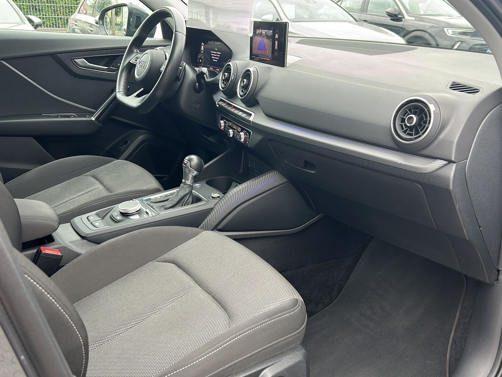 Fahrzeugabbildung Audi Q2 35 TDI SPORT