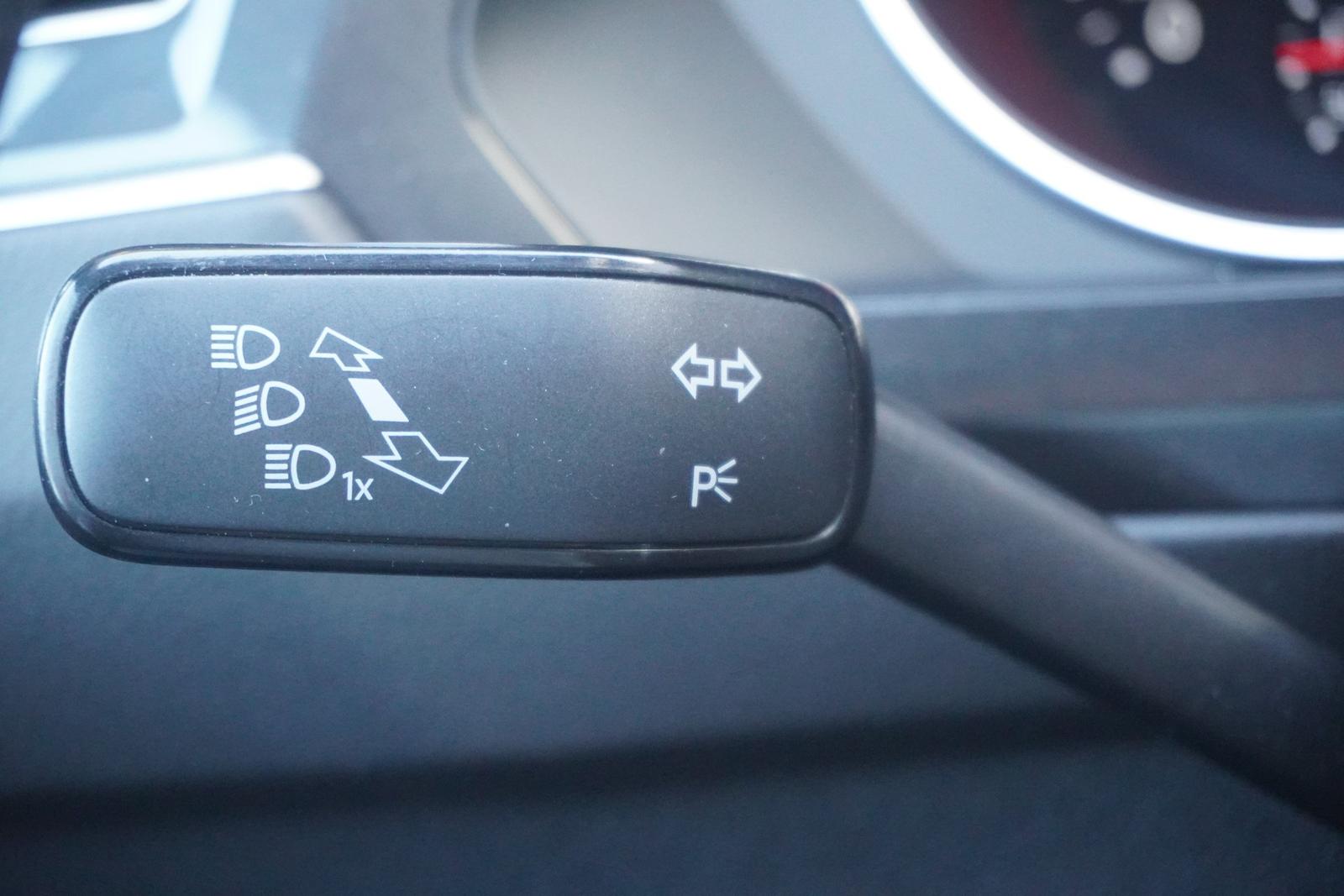 Volkswagen Tiguan 1.5 16V TSI Comfortline LED Navi AHK