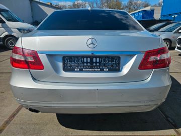 Mercedes E 200 - 6