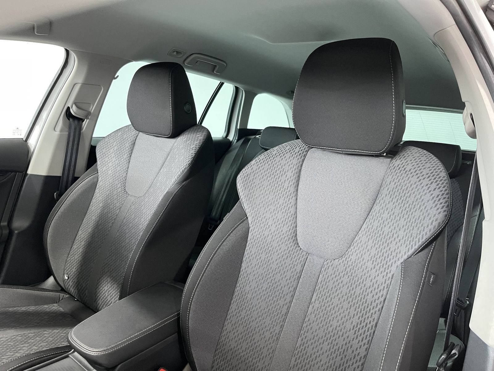 Fahrzeugabbildung SKODA Octavia Clever 2.0 TDI*LED-Matrix*Cam*Navi*