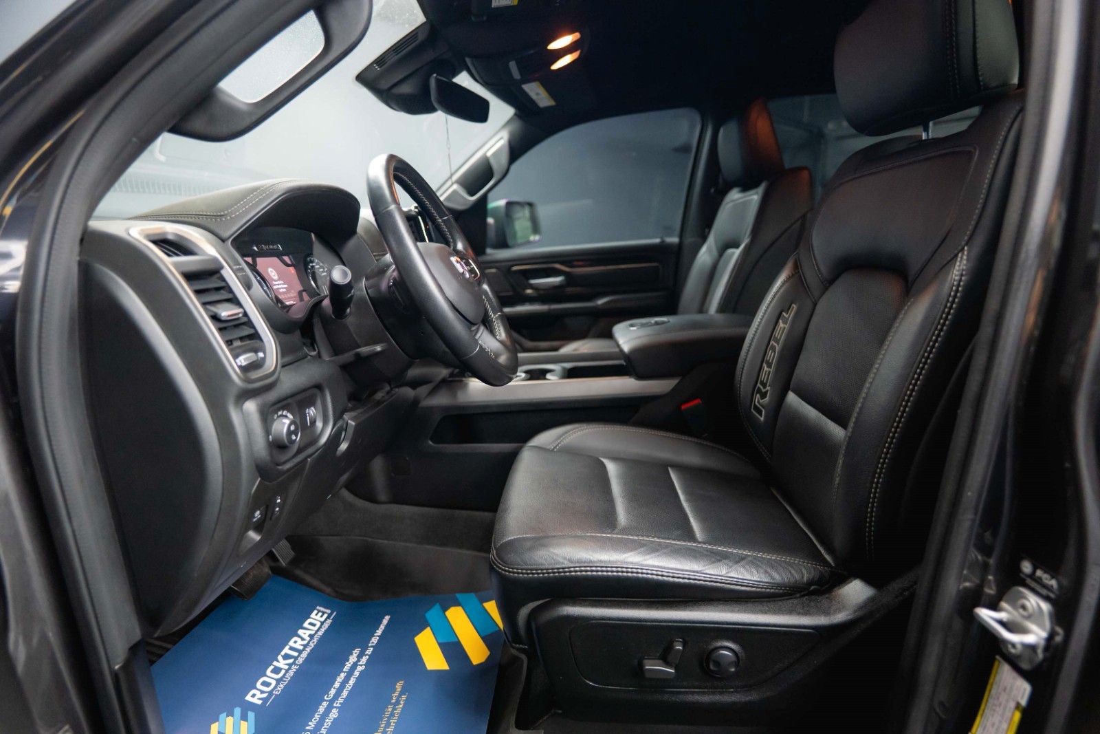 Fahrzeugabbildung Dodge RAM 3.0 V6 EcoDiesel 4x4 REBEL OFFROAD AXLE LOCK