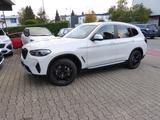 BMW X3 xDrive 30 d NAVI LHZ AHK MEMORY DRIVING-A. - BMW X3 mit Diesel-Antrieb: Weiß